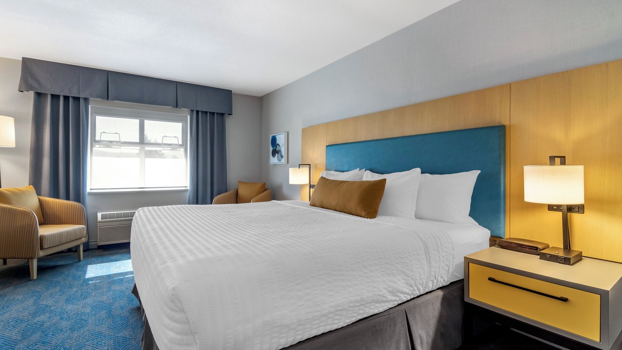Photo of Bedroom in Lower Sumas Mountain