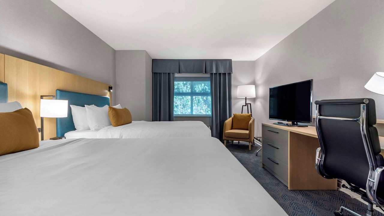 Photo of Bedroom in Lower Sumas Mountain