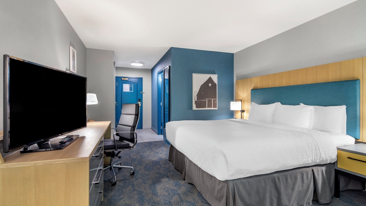 Photo of Bedroom in Lower Sumas Mountain