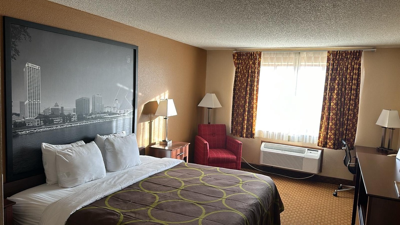 Photo of Bedroom in Sturtevant