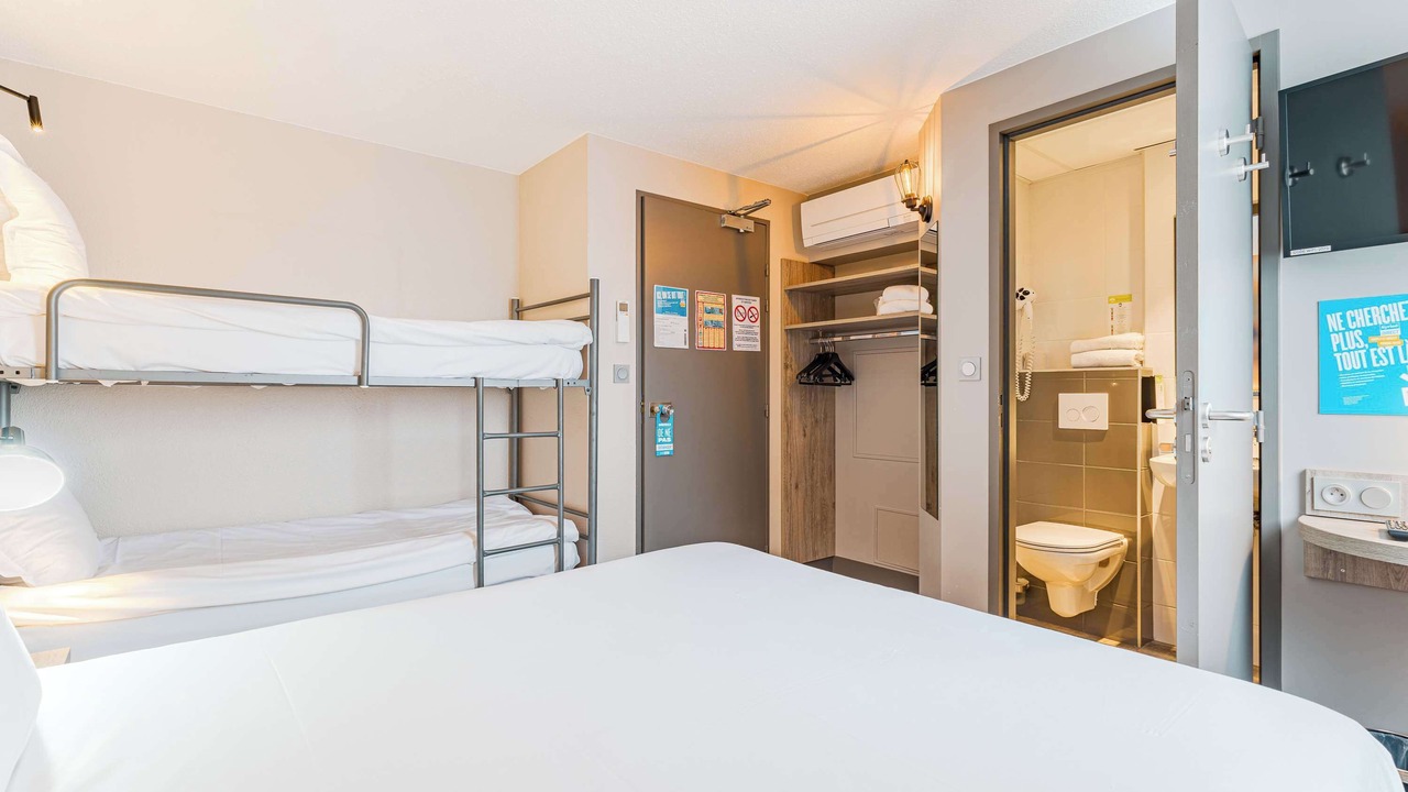 Photo of Bedroom in Chambray-les-Tours