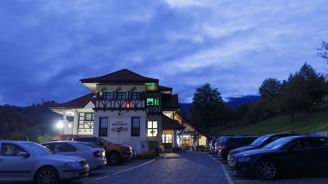 Photo of Outdoor in Bran