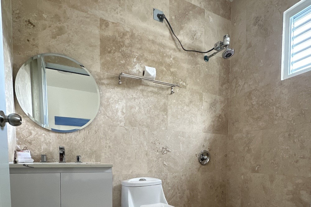 Photo of Bathroom in Manati