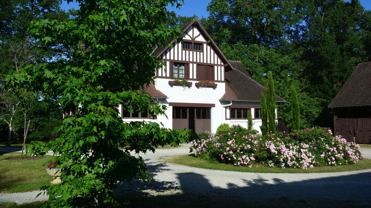 Photo of Outdoor in Ligny-le-Ribault
