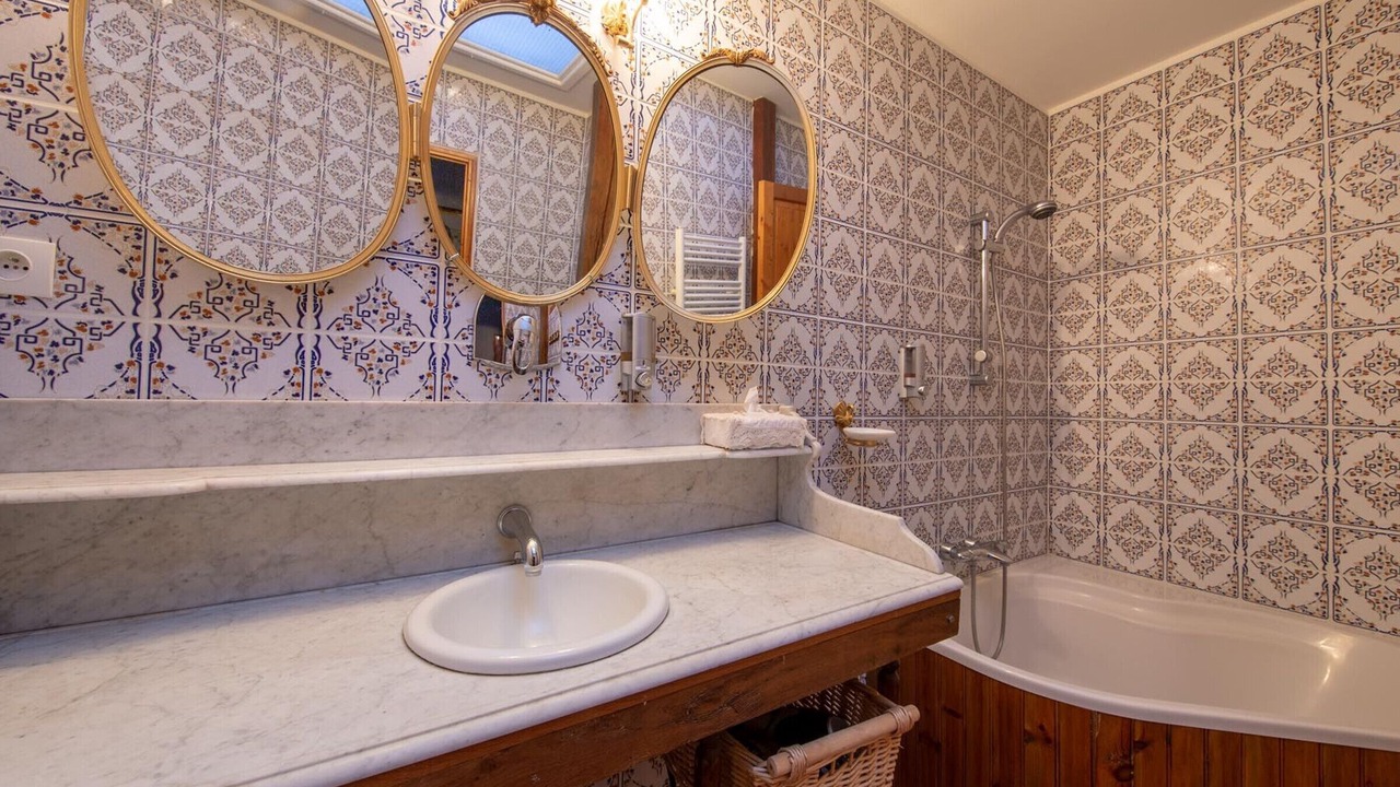 Photo of Bathroom in Ligny-le-Ribault