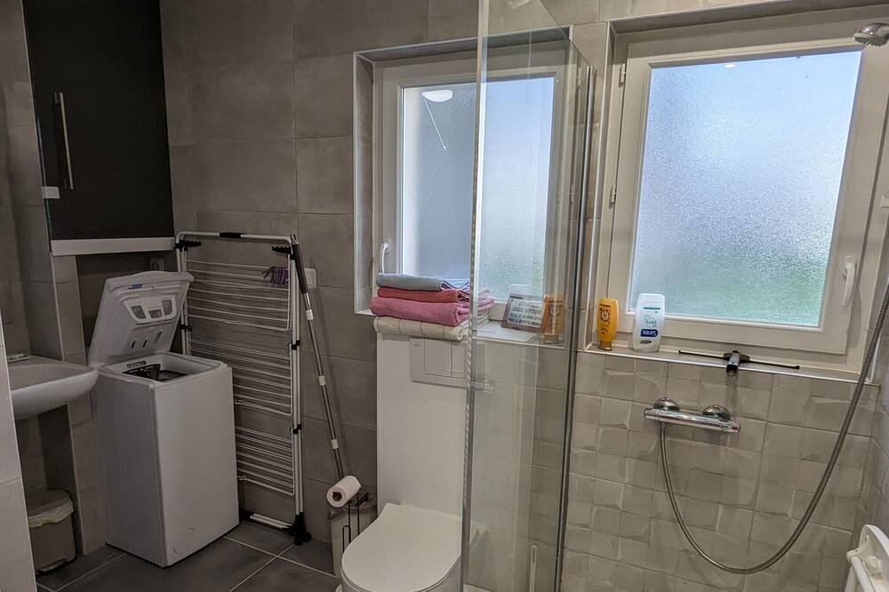 Photo of Bathroom in Saint-Pere-sur-Loire
