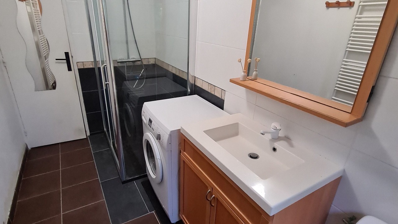 Photo of Bathroom in Messas