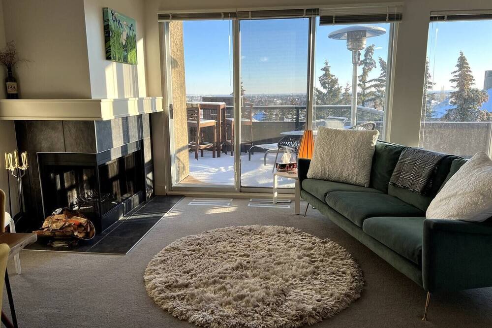 Photo of Livingroom in Coach Hill
