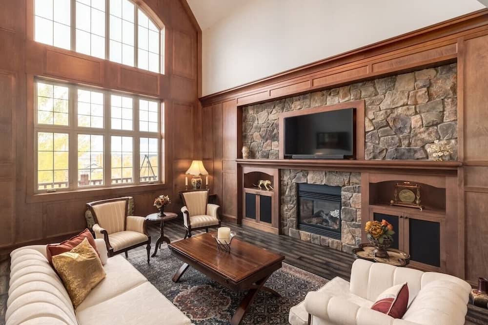 Photo of Livingroom in Calgary