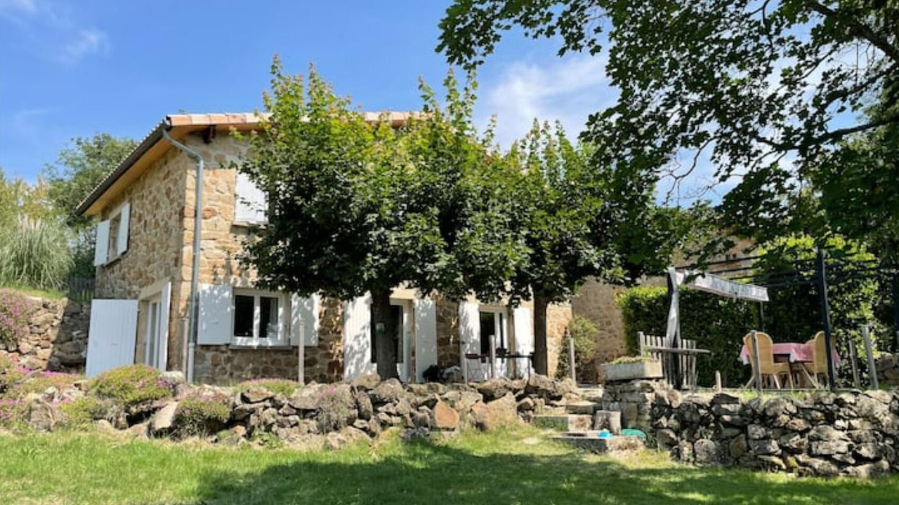Photo of Outdoor in Colombier-le-Vieux