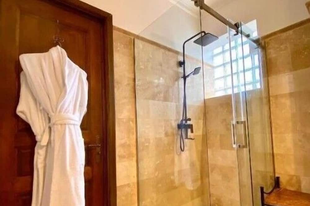 Photo of Bathroom in Kiseleff