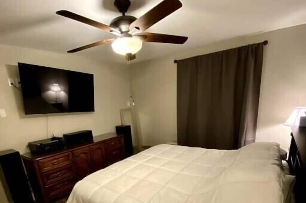 Photo of Bedroom in Grangeville