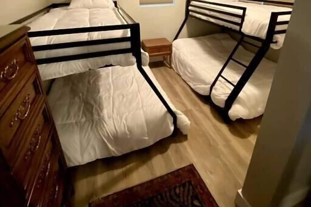 Photo of Bedroom in Grangeville