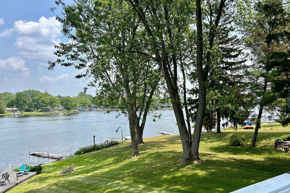 Photo of Outdoor in Fenton