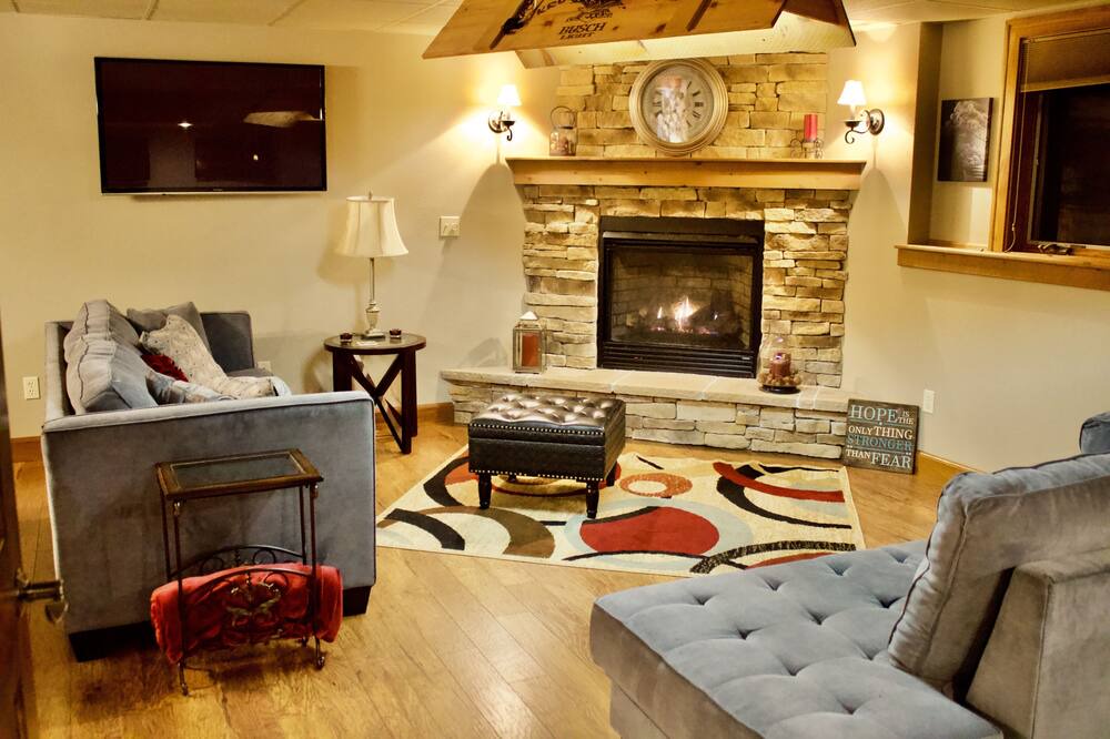 Photo of Livingroom in Francis Creek