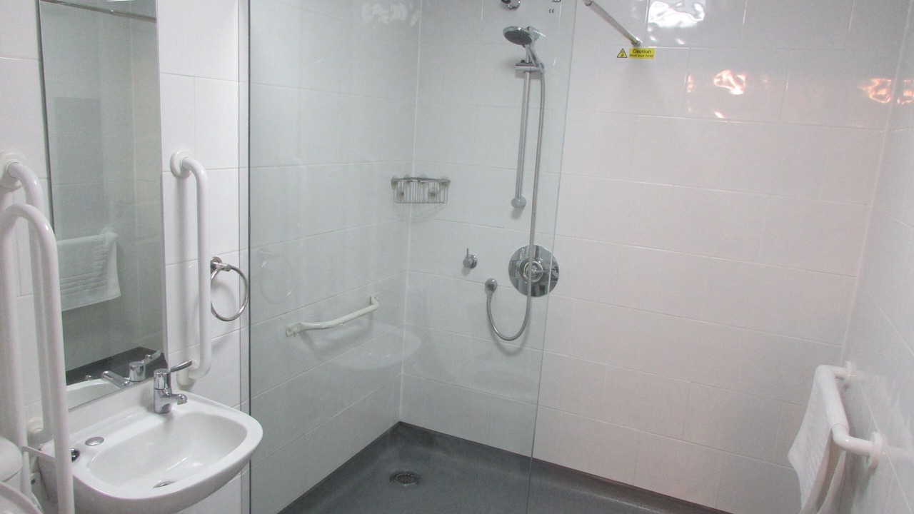 Photo of Bathroom in Hunmanby