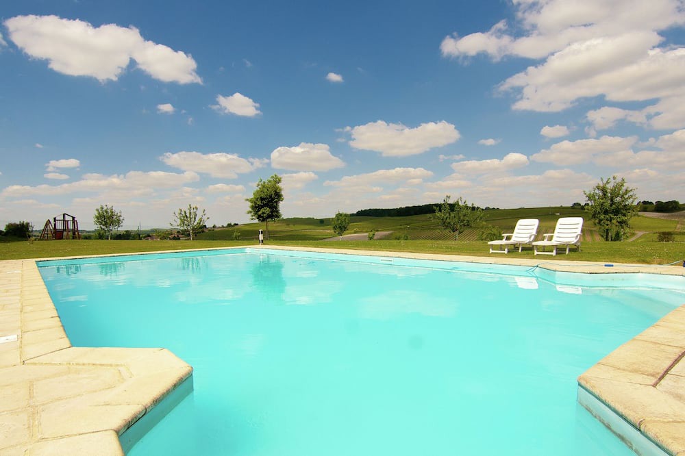 Photo of Outdoor in Saint-Preuil