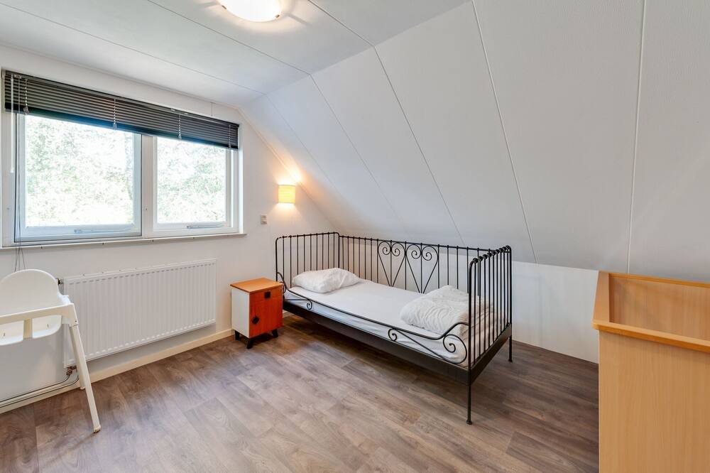 Photo of Bedroom in Mantinge