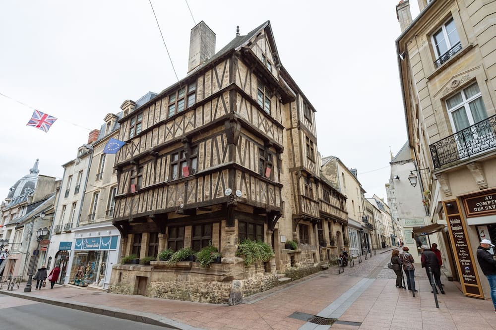 Photo of Others in Bayeux