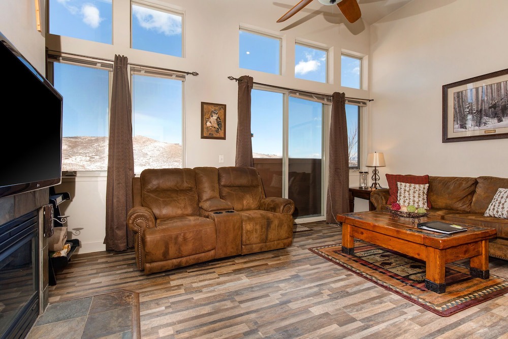 Photo of Livingroom in Kimball Junction