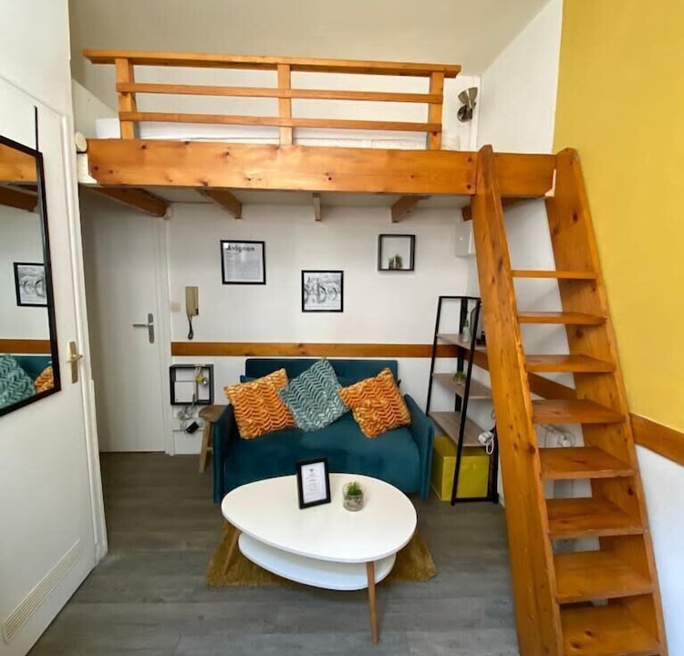 Photo of Bedroom in Avignon City Centre