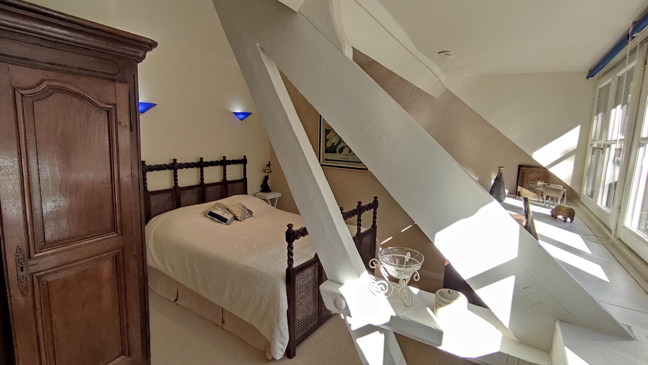 Photo of Bedroom in Courcy