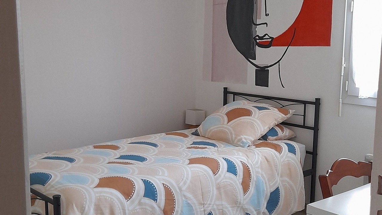 Photo of Bedroom in Etauliers