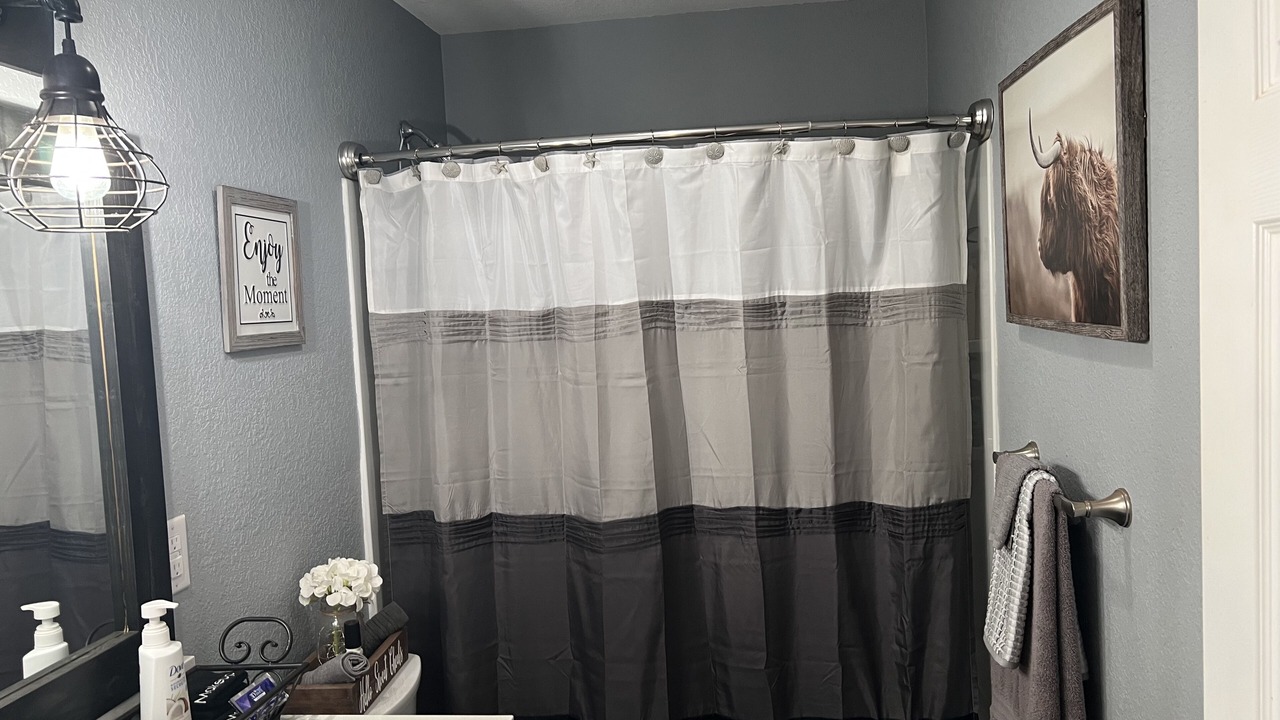 Photo of Bathroom in Cunningham