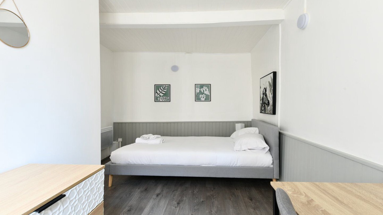Photo of Bedroom in Le Camas
