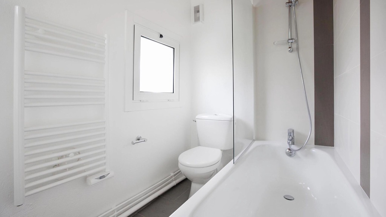 Photo of Bathroom in Larmor-Baden