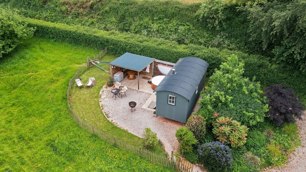 Photo of Outdoor in Kenn