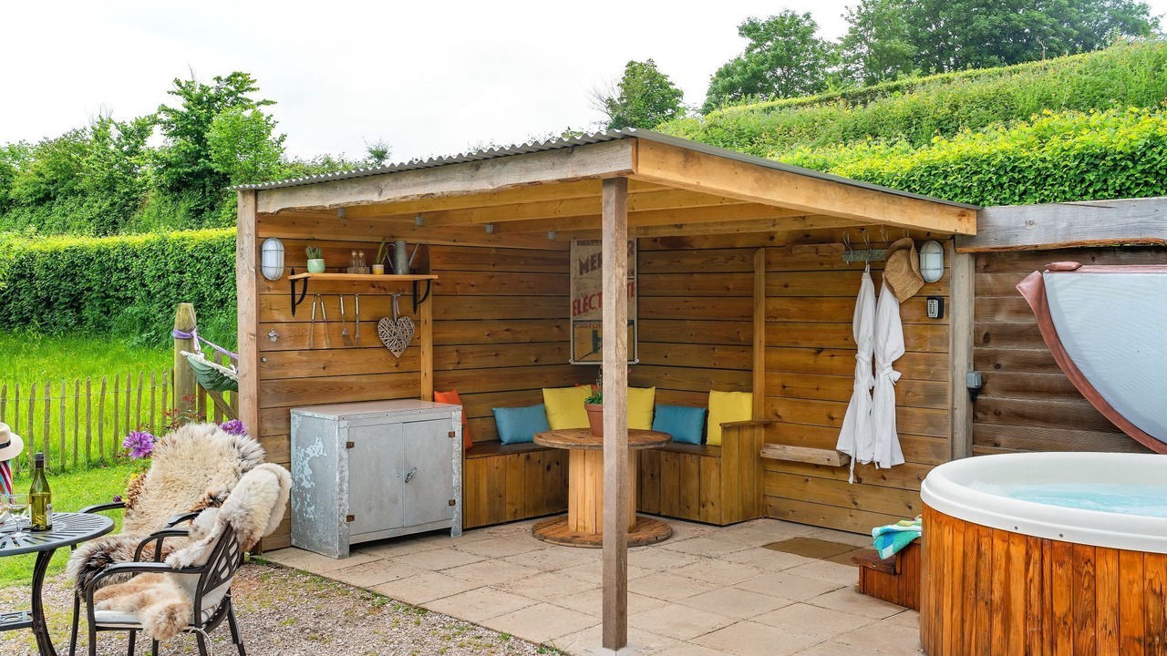 Photo of Outdoor in Kenn