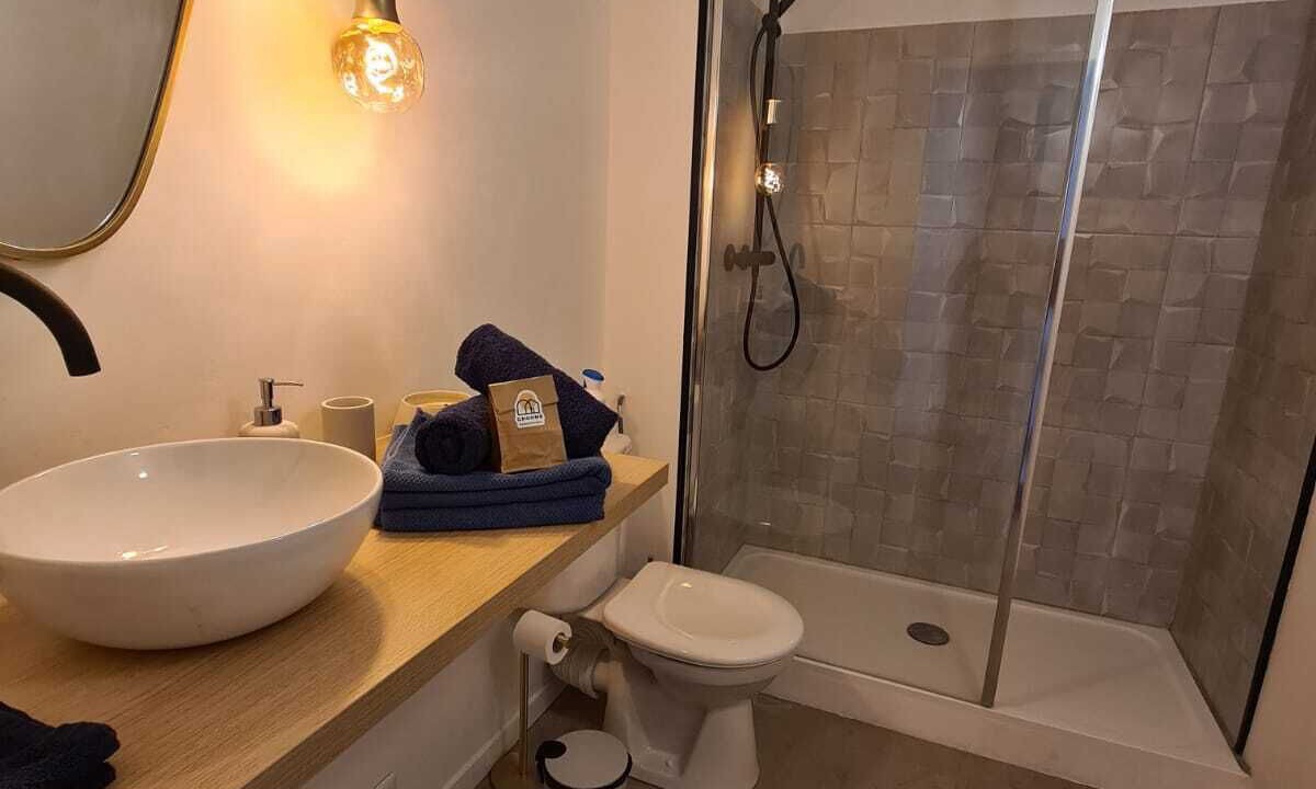 Photo of Bathroom in Les Chutes Lavie