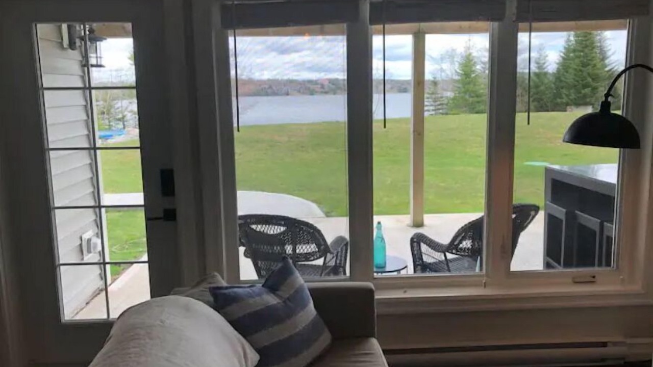 Photo of Livingroom in Porters Lake