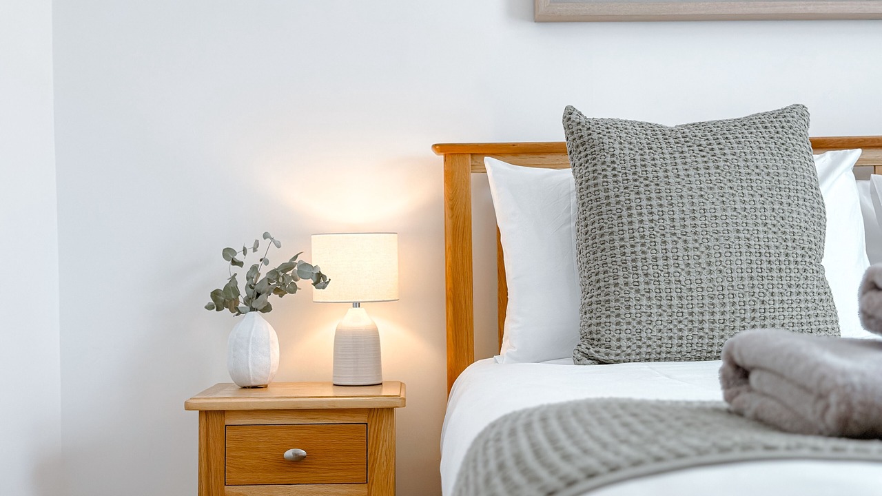 Photo of Bedroom in Budleigh Salterton