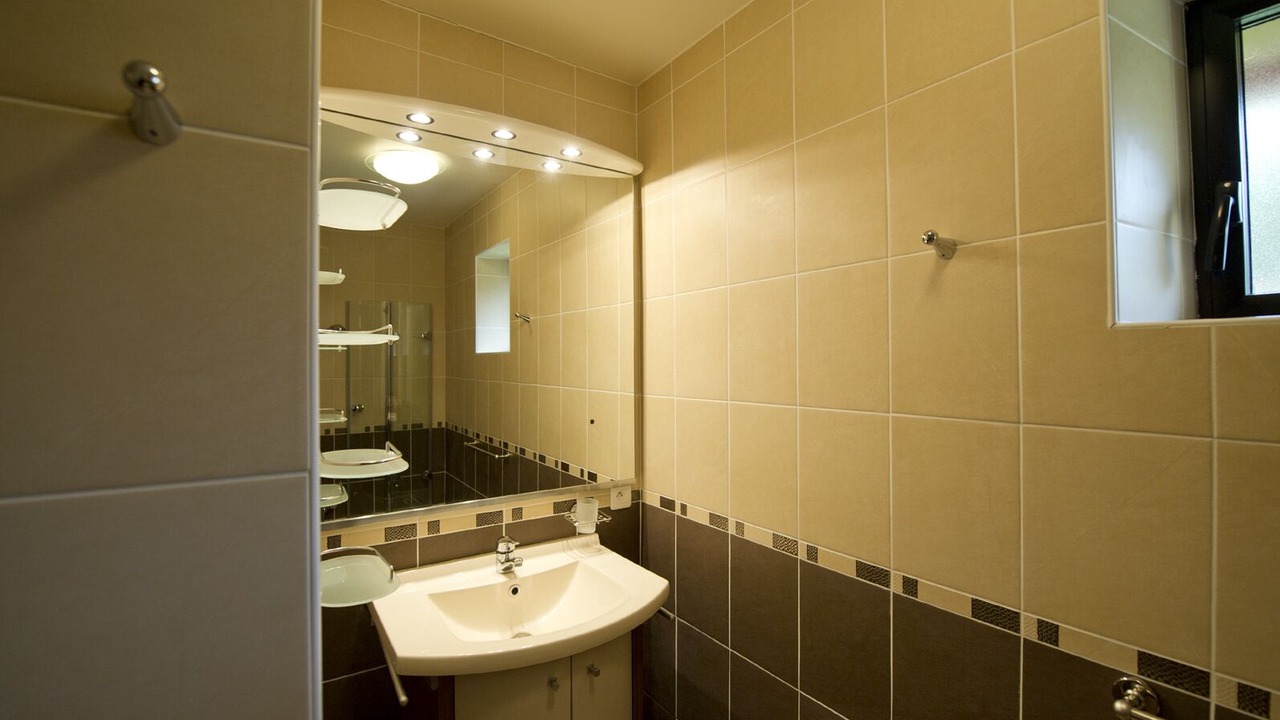 Photo of Bathroom in Brennilis