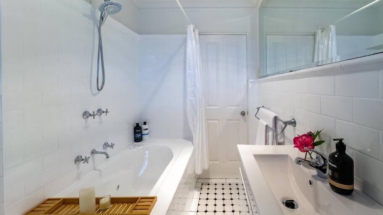 Photo of Bathroom in Kirribilli