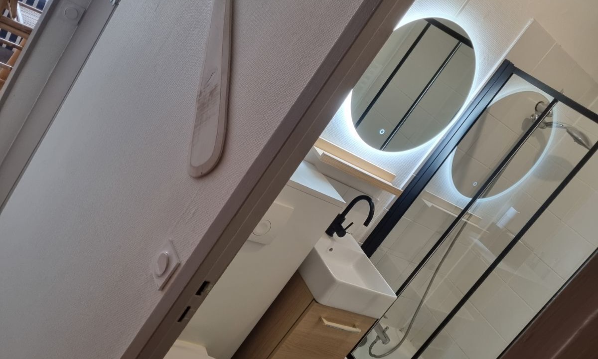 Photo of Bathroom in Fecamp