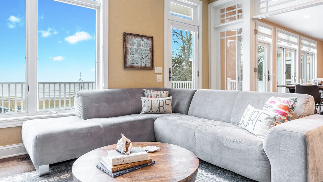 Photo of Livingroom in Branch