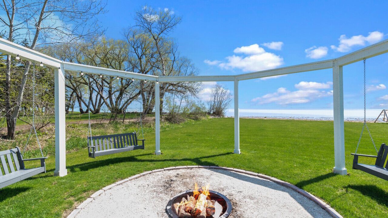 Photo of Outdoor in Branch