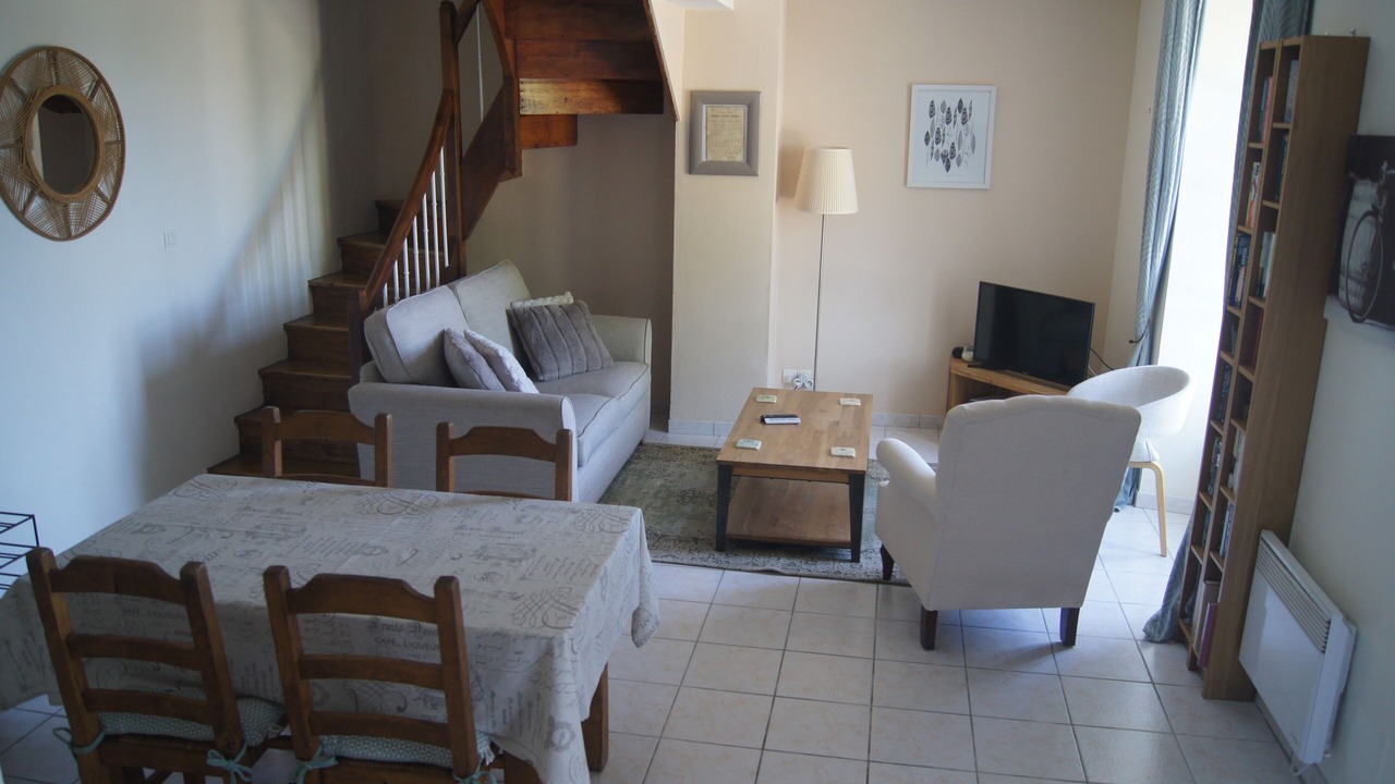Photo of Livingroom in Marseillette