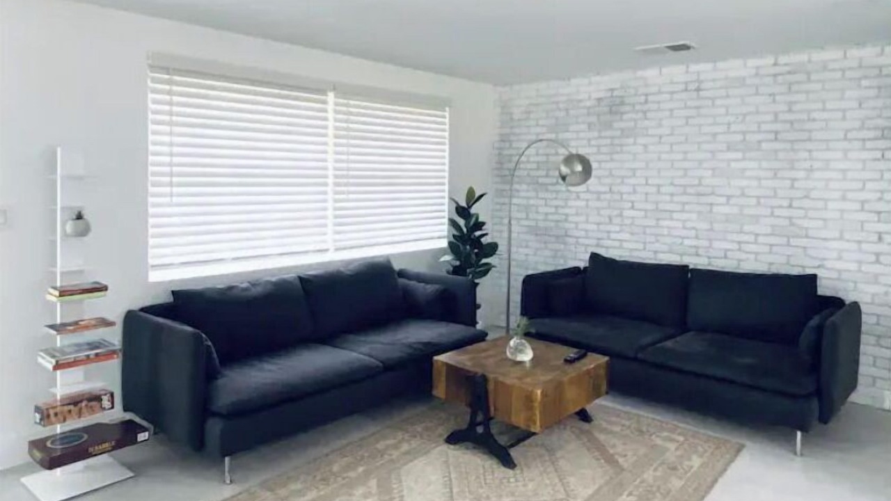 Photo of Livingroom in Venice Gardens