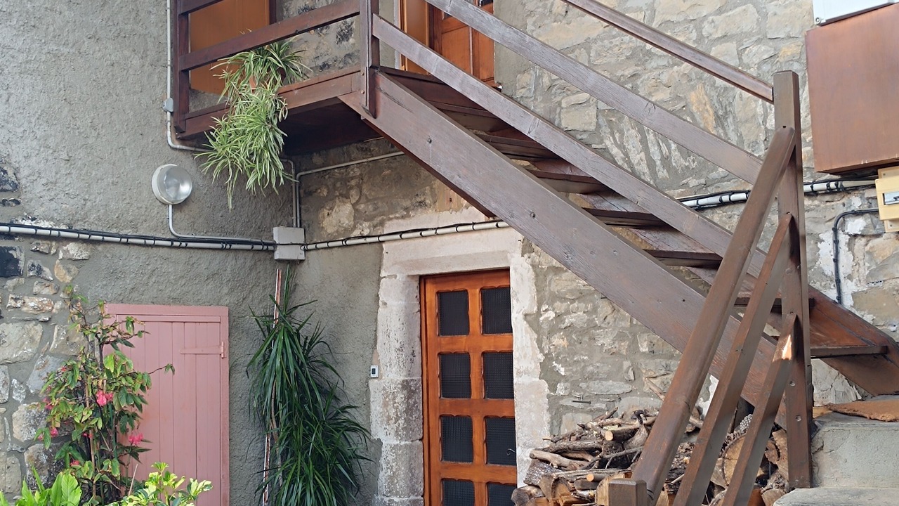 Photo of Outdoor in Vesseaux