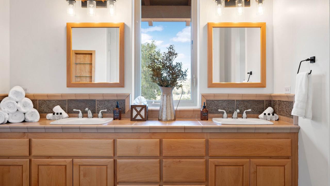 Photo of Bathroom in Lompoc