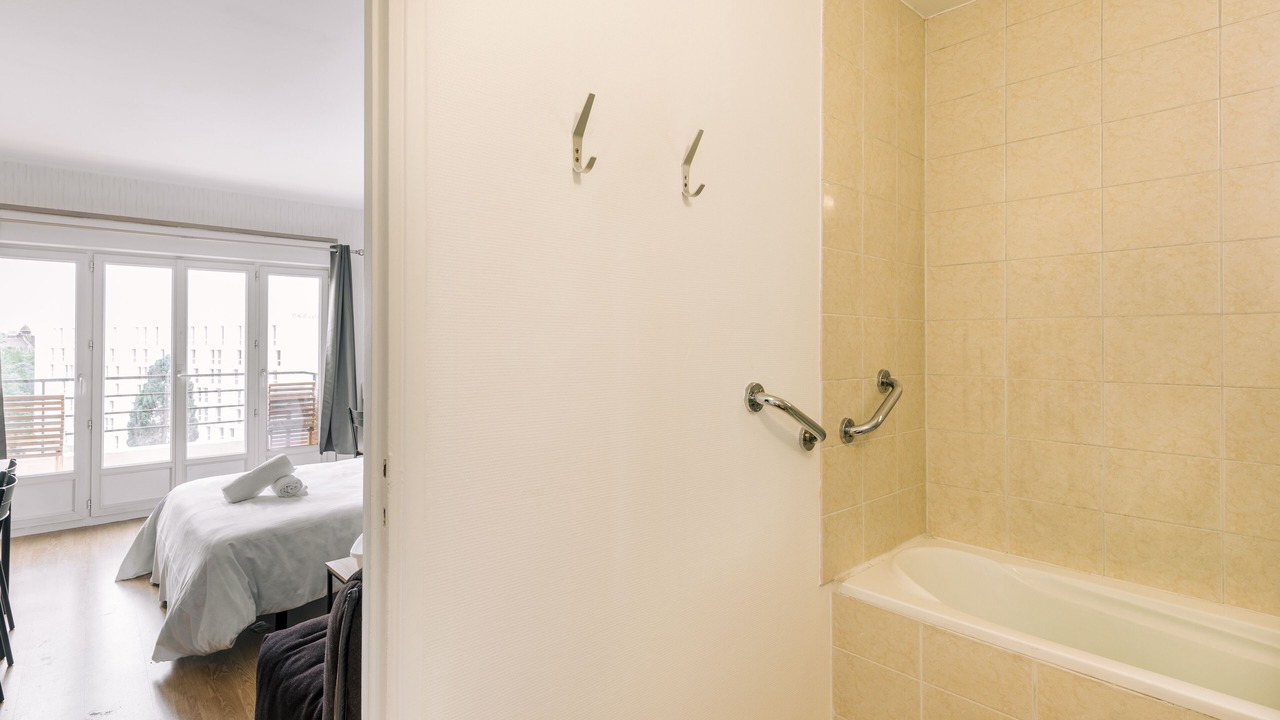 Photo of Bathroom in 14th Arrondissement