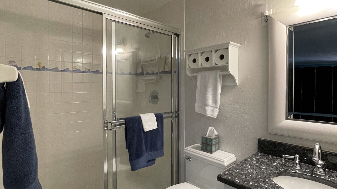 Photo of Bathroom in Bay Isle