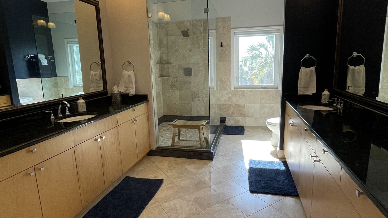 Photo of Bathroom in Bay Isle