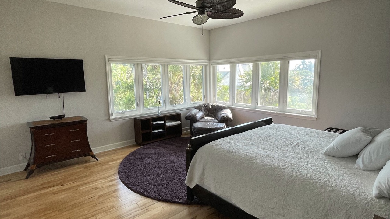 Photo of Bedroom in Bay Isle