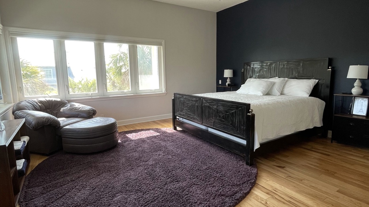 Photo of Bedroom in Bay Isle