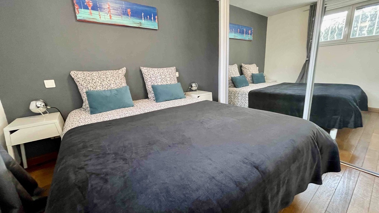 Photo of Bedroom in Rully